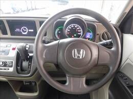 スマホ連携ディスプレイオーディオ☆バックカメラ☆HIDヘッドライト☆オートライト☆スマートキー☆プッシュスタート☆アイドリングストップ☆オートAC☆ECONモード☆ベンチシート☆禁煙車★試乗予約承り中