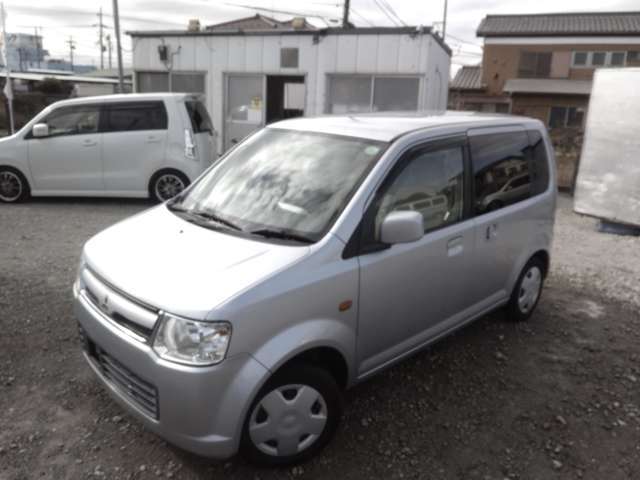 【電車でお越しのお客様】：JR武蔵野線　吉川美南駅よりスタッフがお車で無料送迎致しますのでご来店前にお申出ください。