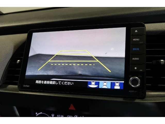 ◆◆バックカメラの画像です。車庫入れの安心感がアップしますね☆