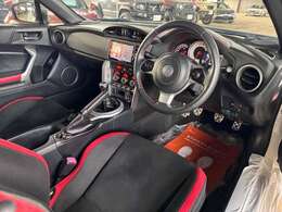ワンオーナー　モデリスタフルエアロ　ケンウッドナビ/フルセグ/DVD/Bluetooth　ETC　クルーズコントロール　スマートキー　プッシュスタート　LEDヘッド・フォグ　純正17AW　TRC