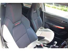 ●SMSでリモート商談用URLを送信させていただきLIVE動画にてお車を確認頂きます！当店からのライブ映像をみながら商談させていただきます。ご相談をしながらでのお見積もりもその場で御提示させて頂きます。