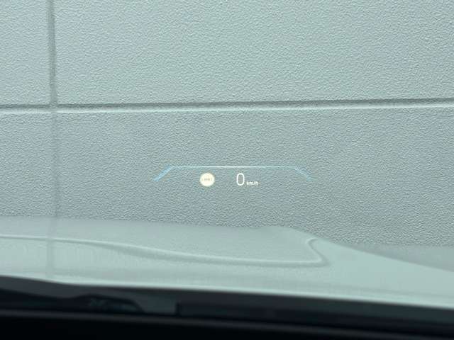 弊社お客様より頂いた下取車やデモカーが在庫の殆どを占めています。車の経歴や整備記録が分かり、ご安心してお車をお選び頂ける正規ディーラーならではのラインナップでございます。