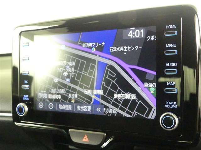 ナビを装備。タッチパネル式で使いやすく、お出かけもラクラクです。