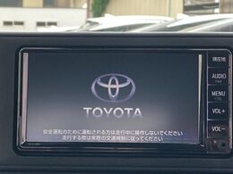 【純正ナビ】人気の純正ナビを装備。オーディオ機能も充実しており、Bluetooth接続すればお持ちのスマホやMP3プレイヤーの音楽を再生可能！毎日の運転がさらに楽しくなります！！