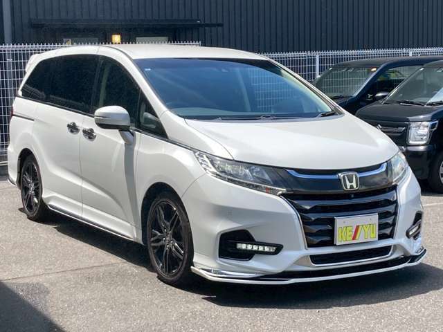【お車で三郷インター店】☆東京外環自動車道上り☆三郷西インターを降りてすぐの交差点を右折、300m先の信号を右折して頂き、右手にございますので、中央分離帯越えて住宅街でUターンして下さい！！