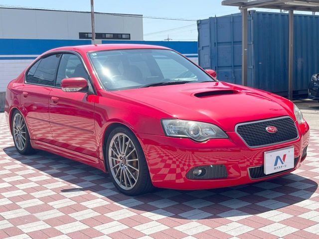 大好評のボディコーティング「弾スプラッシュコート」もご納車までに施工可能。通常のガラスコートと異なる、耐久年数6年の無機質ガラスコーティングが、ボディをキレイな状態に保ってくれます。