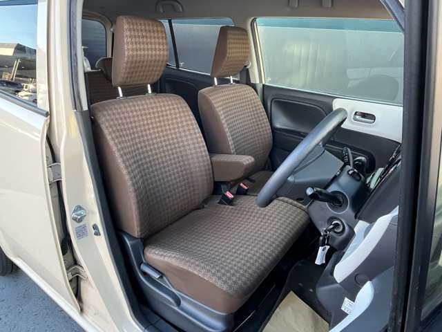 県外から購入頂いても納車後はお近くの日産ディーラーで対応させて頂きます。