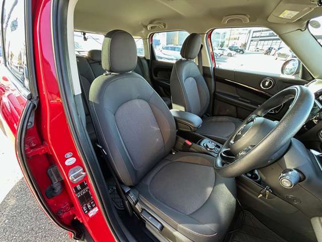 LIBERALAでは安心してお乗りいただける輸入車を全国のお客様にご提案、ご提供してまいります。