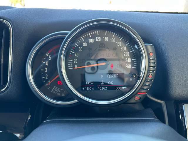 BMW、メルセデス、アウディといったドイツのプレミアムブランドをはじめとした、各種輸入車ブランドを同時に比較することができます。