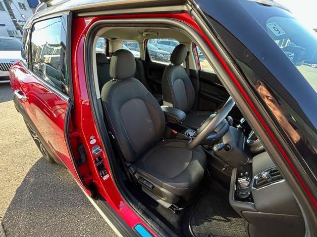 LIBERALAでは安心してお乗りいただける輸入車を全国のお客様にご提案、ご提供してまいります。