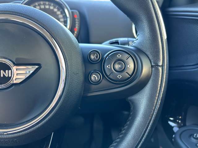 LIBERALAは全国に約40店舗以上※。どの店舗の在庫でもお近くのLIBERALAでご購入いただけます。※2023年11月現在