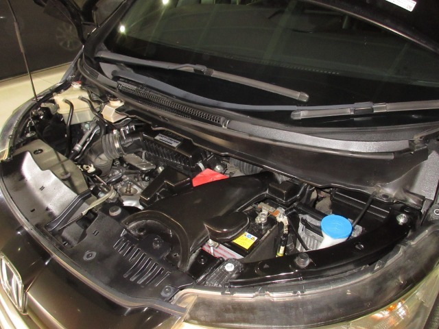 内装、外装、エンジンルームの隅ずみまでクリーニングを実施してお渡しします！　プロが仕上げをしましたからピッカピカですよ～！点検整備もきっちり実施いたします。