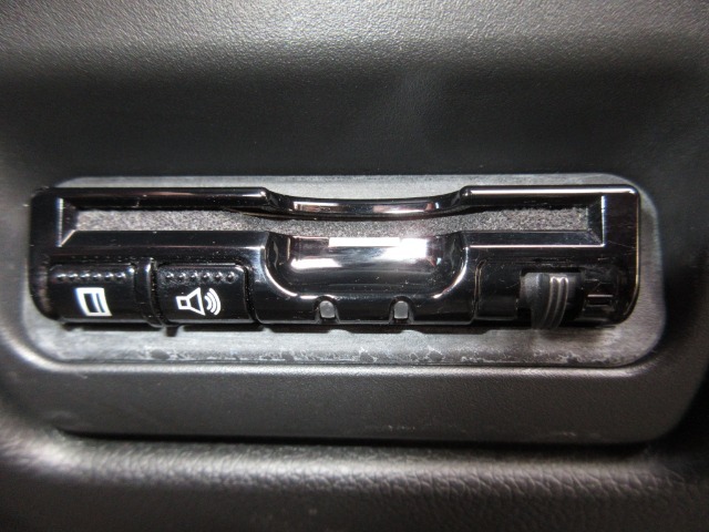 今や必需品のETCが付いています！ETCを使えば土日祝日割や深夜割などのメリットを受けることができます。（※注、ETCセットアップ費用は含まれておりません。別途必要となります。