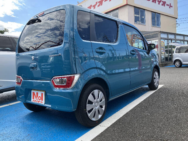 ☆当店は茨城県内に18店舗の営業所を構えております！車検・整備・板金・保険とお車の事は全てナオイオートにお任せ下さい！また、全車に1年保証が付きます！最長の2年保証も承ります！お気軽にご相談して下さい！