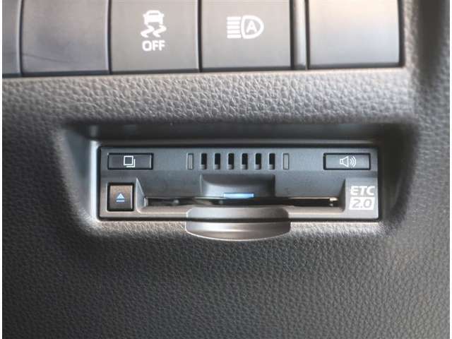ETC車載器付きです。高速道路の料金所もスムーズに通過できます。