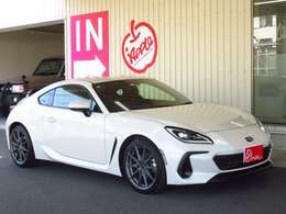 ★2.4L　BOXERエンジンのサウンドと力強く伸びのある加速をお楽しみください★