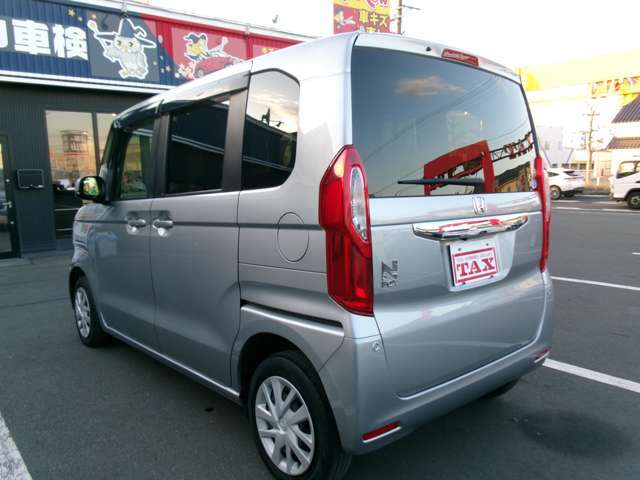 冬道も安心な4WDです！！