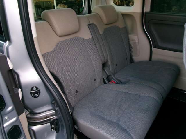 セカンドシートも奇麗！