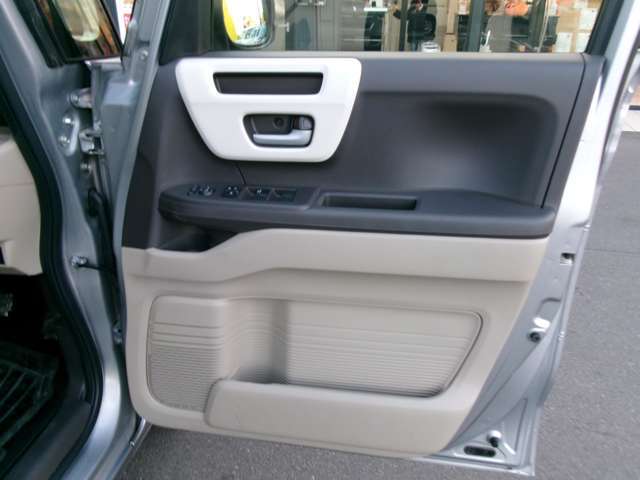 内張りも奇麗！