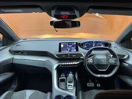 BMW、メルセデス、アウディといったドイツのプレミアムブランド中心とした、各種輸入車ブランドを同時に較べることができます。