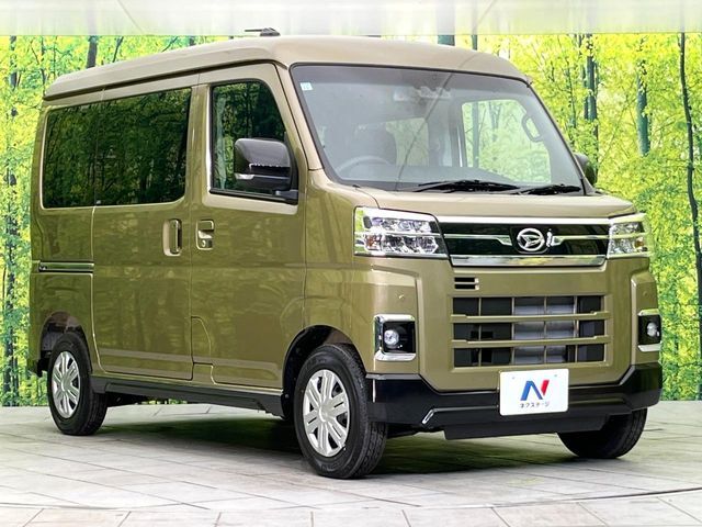 大好評のボディコーティング「弾スプラッシュコート」もご納車までに施工可能。通常のガラスコートと異なる、耐久年数6年の無機質ガラスコーティングが、ボディをキレイな状態に保ってくれます。