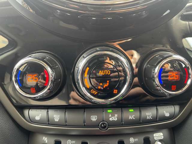 ローンは頭金0円から、支払い回数は120回払いまでOK。事前審査可能ですのでスタッフまでご相談下さい　※審査の結果、ご期待に添えない場合もございます。