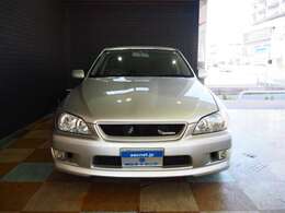 アルテッツァ　RS200　Zエディション　6速MT入庫致しました。内外装共にコンディション良好です。