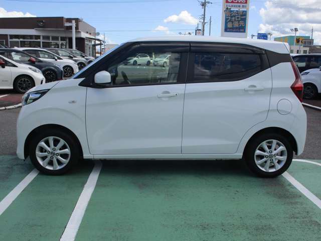 展示にない在庫でも全国の日産ディーラーの車が店内で検索できます。日産ディーラーなのでもちろん新車のご相談も承ります。