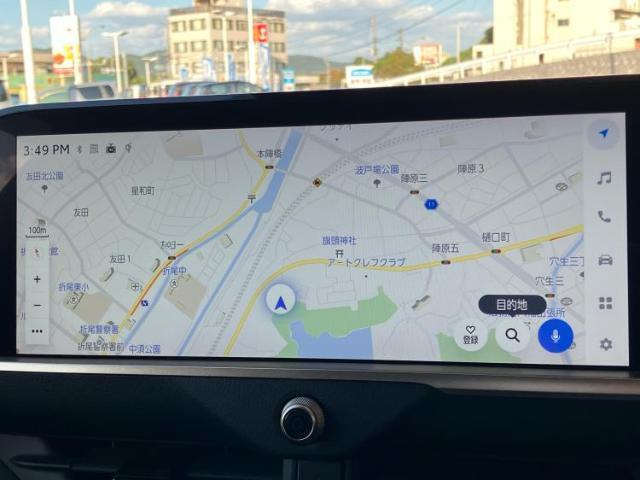 WECARSの店舗にはキッズコーナーがございます！お子様連れのお客様もごゆっくり車選びをお楽しみいただける空間です！