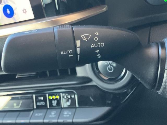 国産車から輸入車まで多様なお客様のニーズのお応えできるように、全国規模で豊富な在庫展開！車のことならWECARSへ！