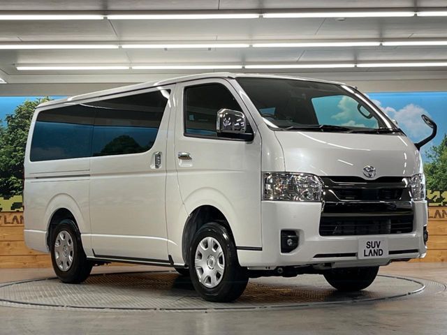 大好評のボディコーティング「弾スプラッシュコート」もご納車までに施工可能。通常のガラスコートと異なる、耐久年数6年の無機質ガラスコーティングが、ボディをキレイな状態に保ってくれます。
