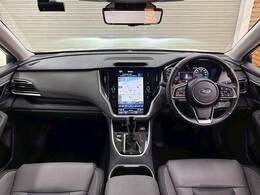 アイポイントも高く見渡しの良い視界を確保しています。長距離のドライブでも疲れにくく快適に運転できます。