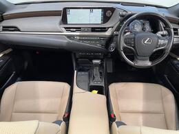 インパネ周りはすっきりとした、シンプルなデザインでまとめられています。