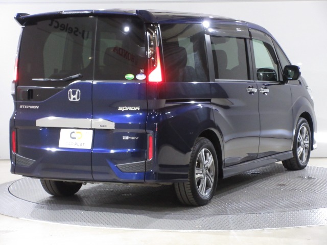 ボディクリーニング後、愛車をピカピカの状態へ保護するコーティング「ブライトパック」がおススメです！水垢がつきにくく、手入れがしやすくなりますよ！いつも愛車をきれいにしておきたい方におススメです。