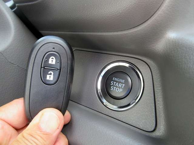 キーをしまったままでもエンジンの始動がワンプッシュ！セキュリティ性もアップです。