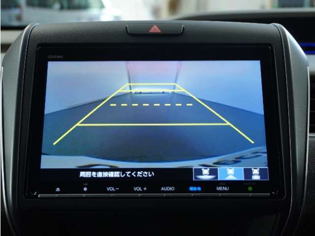 ◆バックカメラ◆リバースにするだけで映ります、後方の安全確認や、狭い駐車場での車庫入れ、雨の日や夜間など視界の悪い時に便利です！安全にバックする為には欠かせない装備です。