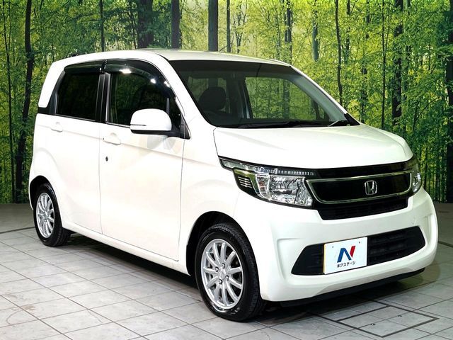 大好評のボディコーティング「弾スプラッシュコート」もご納車までに施工可能。通常のガラスコートと異なる、耐久年数6年の無機質ガラスコーティングが、ボディをキレイな状態に保ってくれます。
