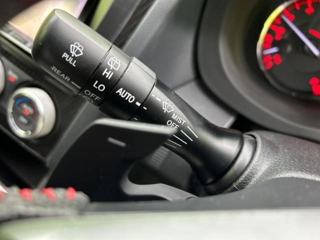 国産車から輸入車まで多様なお客様のニーズのお応えできるように、全国規模で豊富な在庫展開！車のことならWECARSへ！