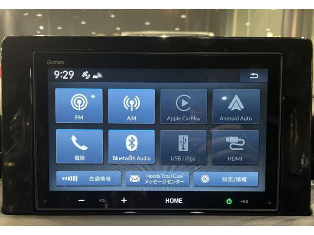 ★純正8インチディスプレイオーディオ（カープレイ対応）HDMI端子をオプション追加でミラーリングも可能でです。★シートヒーター★リアクーラー★新車保証付き★装備が充実している車両となります。