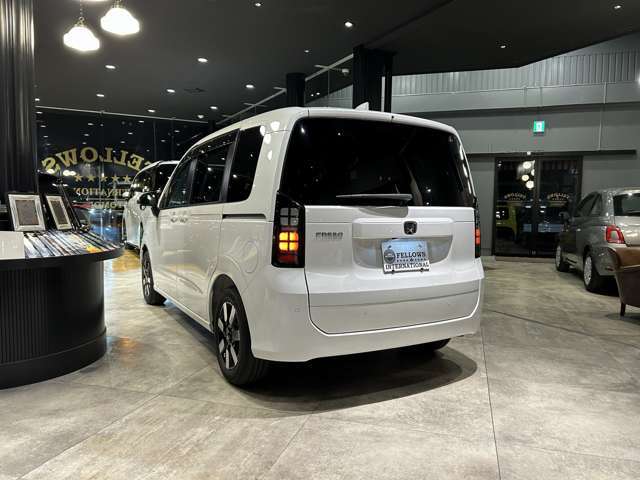 純正9インチナビまたは純正11.4型ナビに追加料金で変更も可能です。詳しくはスタッフまでお申し付けくださいませ。