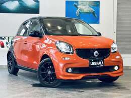 【右斜前】『外装：右斜前側』の画像になります。写真の内容に関してご不明点、ご質問等がございましたらお気軽にガリバー店舗までお問い合わせください。