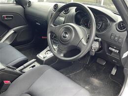 【運転席】現車の確認はお電話で在庫のご確認の上是非ご来店くださいませ！ご来店の難しい方は店舗スタッフがお電話やメールで詳細をお答えさせて頂きます。