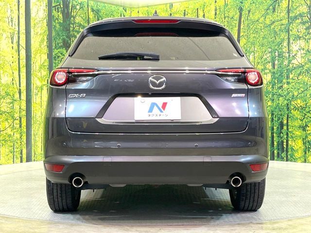 安心の最長10年・走行無制限保証（有償）をご用意。保証内容も充実はもちろん、無料点検＆オイル交換や、年中無休の全国・24時間ロードサービスも付帯されておりますのでご安心下さい。