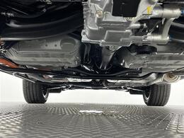 【下回り】下回りがきれいなうちに、防錆加工の施工がオススメ。降雪地域はもちろん、沿岸部にお住いの方や、趣味でマリン・ウィンタースポーツをされる方に大変好評いただいております。