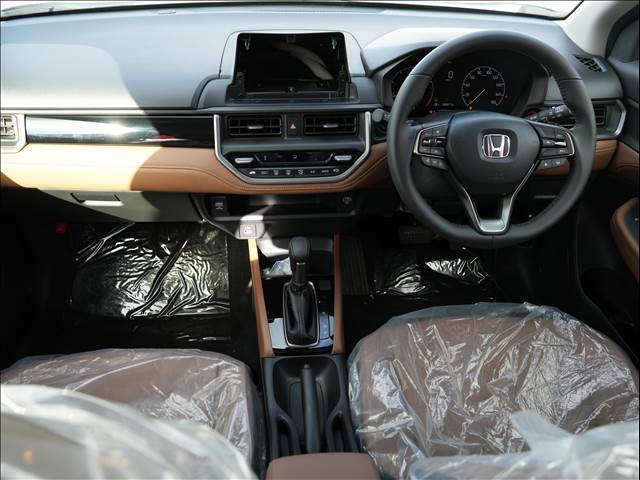 いつも明るいSTAFFが皆様のカーライフをサポートさせていただきます☆小さな子供さんもアベカツ大好きって言ってくれます！