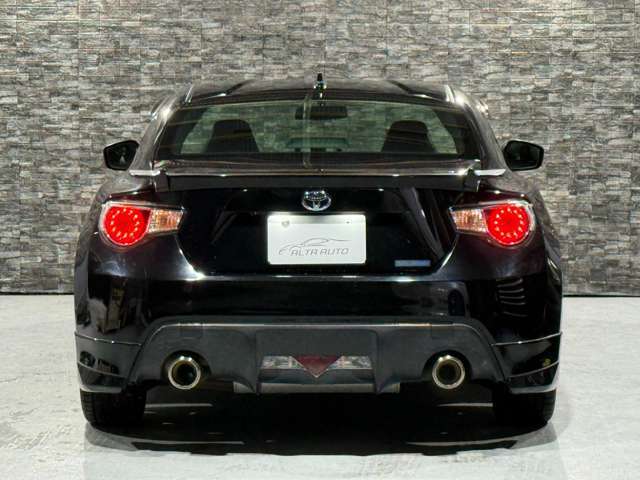 ご遠方のお客様も安心の全国1年保証付き！期間中走行距離無制限！365日24時間無料ロードサービス付き！