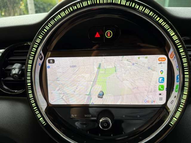 ナビアプリをモニターに映し出せます。もちろんタッチパネル対応！！