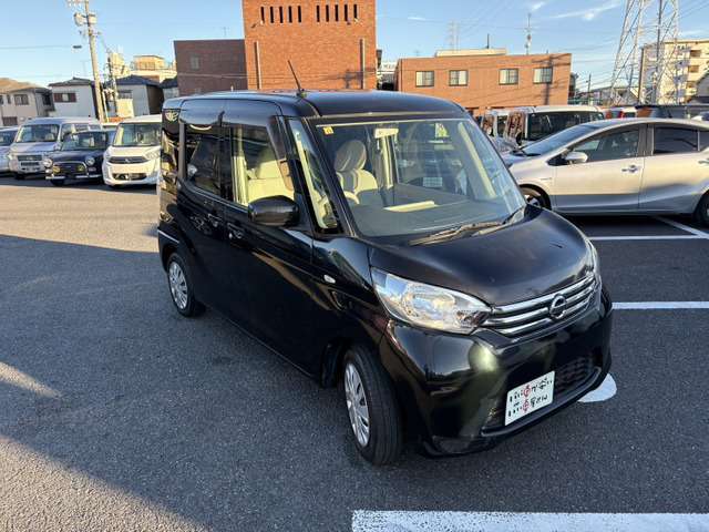 エンジン、ミッションなど金額の大きな箇所も無料修理♪代車もご用意！☆自社保証☆安心3ヶ月間の無料保証付。カーセンサーアフター保証も有り☆1年～2年更新保証もご用意有ります。輸入車は1年保証～有償のみです。