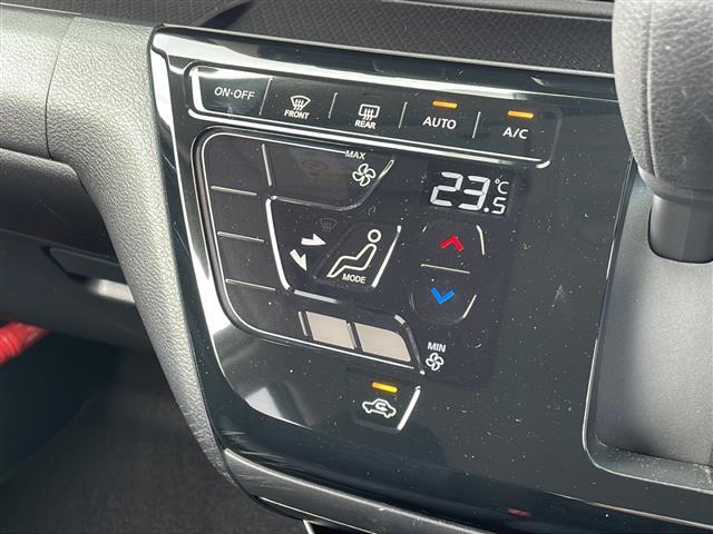 【 オートエアコン 】車内温度を感知して自動で温度調整をしてくれるのでいつでも快適な車内空間を創り上げます！