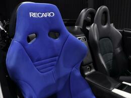 運転席RECARO装着になります。